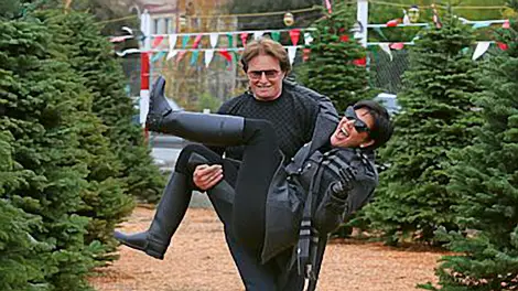 bruce-jenner-kris-jenner looking for xmas trees pic
